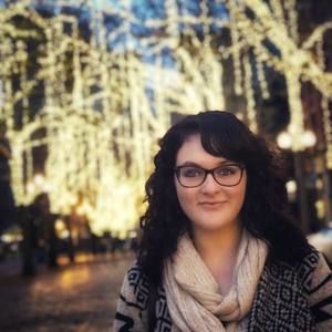 Meet your Posher, Stephanie